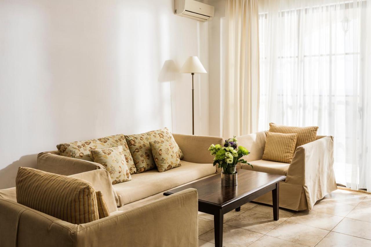 The Cliff Beach Apartments オブゾー エクステリア 写真