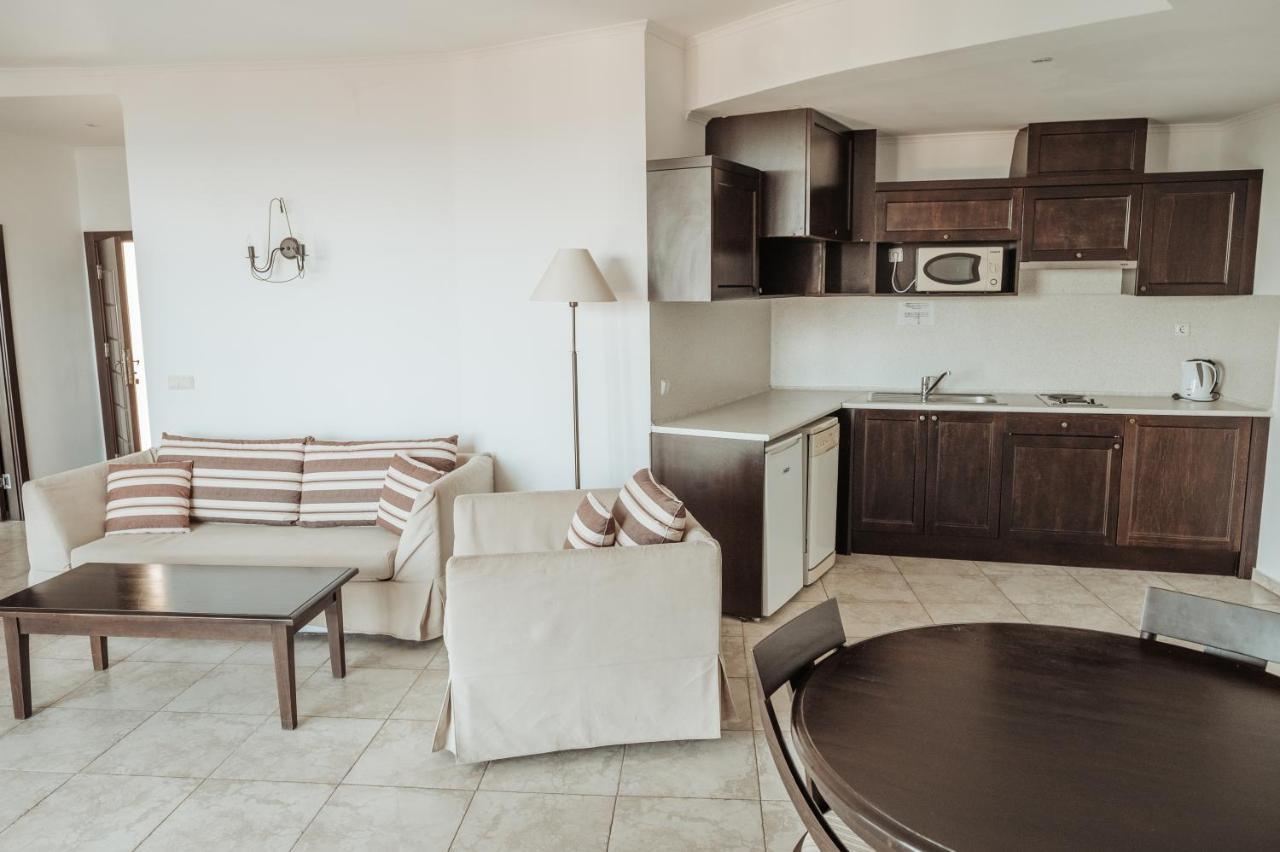 The Cliff Beach Apartments オブゾー エクステリア 写真