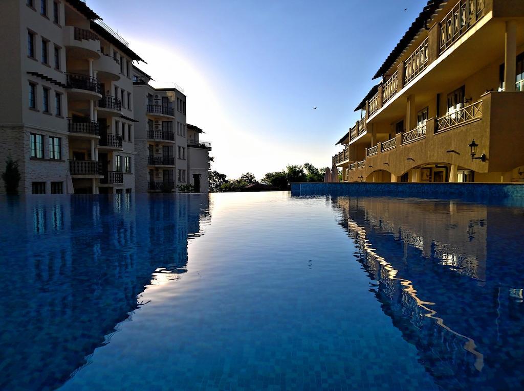 The Cliff Beach Apartments オブゾー エクステリア 写真